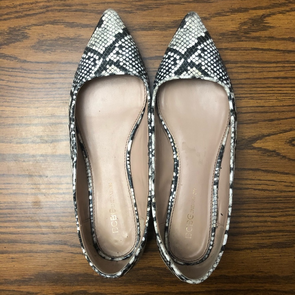 bcbg gently worn flats